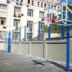 Баскетбольная площадка в Кловском лицее