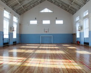 Спортивний зал в школі